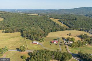 212 NW WHITACRE RD, Gore, VA 22637