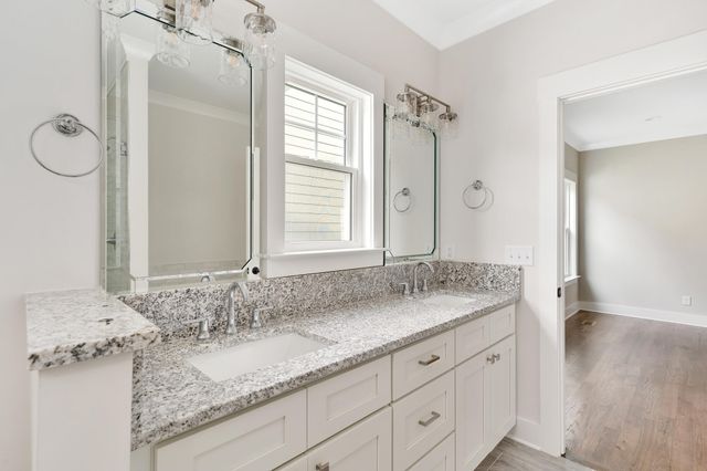 1317 Thomas Avenue, Chattanooga, TN 37409