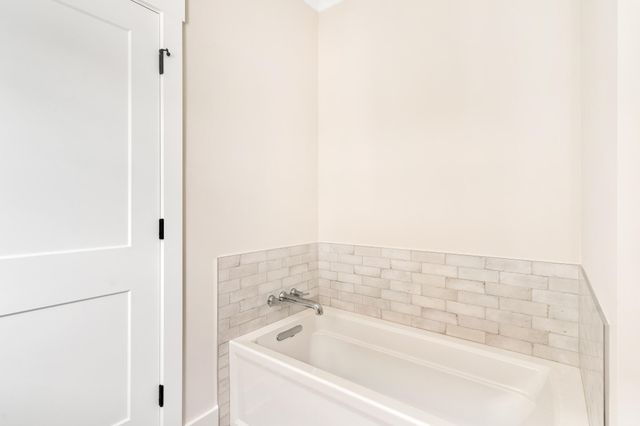 1317 Thomas Avenue, Chattanooga, TN 37409