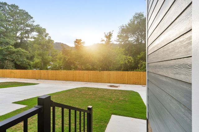 1317 Thomas Avenue, Chattanooga, TN 37409