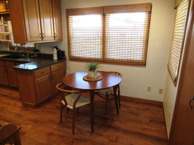 1220 S Grant Avenue, Janesville, WI 53546