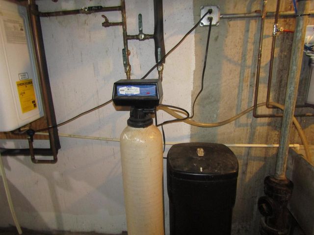 1220 S Grant Avenue, Janesville, WI 53546