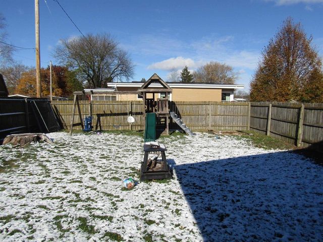 1220 S Grant Avenue, Janesville, WI 53546