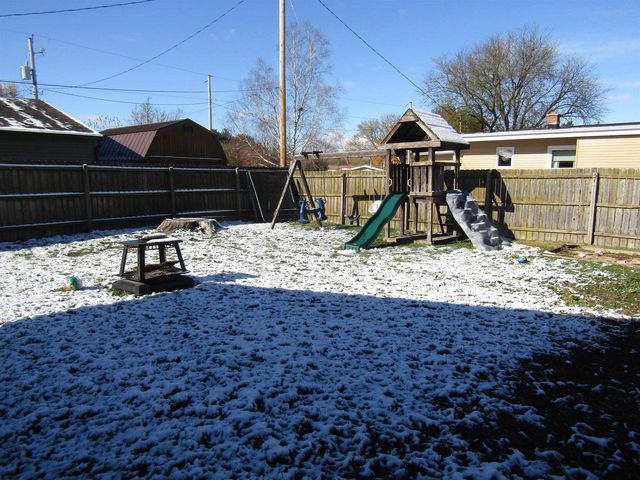 1220 S Grant Avenue, Janesville, WI 53546