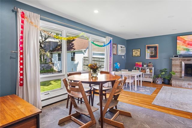 34 Clifden Avenue, Cranston, RI 02905