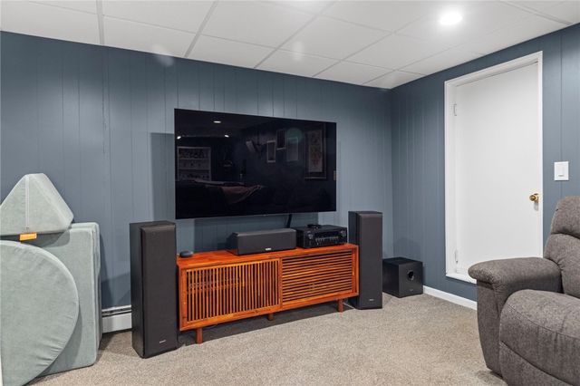 34 Clifden Avenue, Cranston, RI 02905