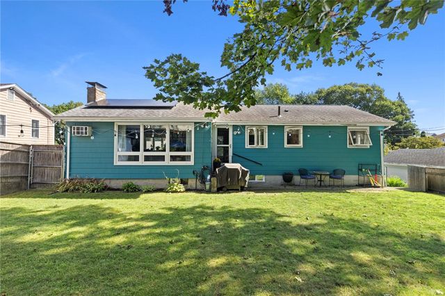 34 Clifden Avenue, Cranston, RI 02905