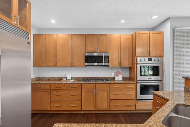 6206 106th Avenue N, Brooklyn Park, MN 55443