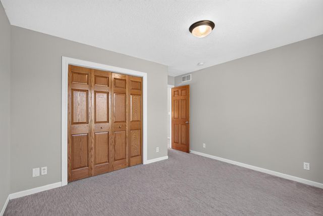 6206 106th Avenue N, Brooklyn Park, MN 55443