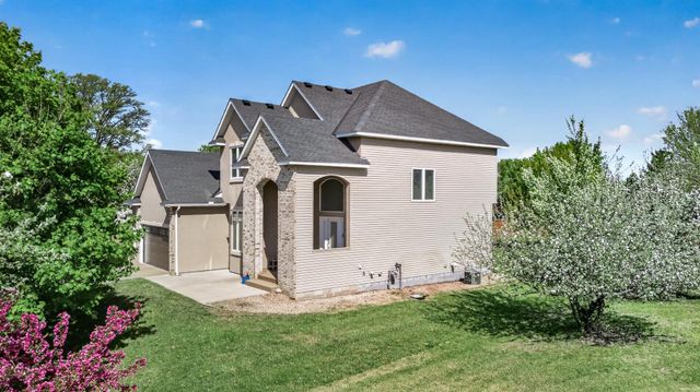 6206 106th Avenue N, Brooklyn Park, MN 55443