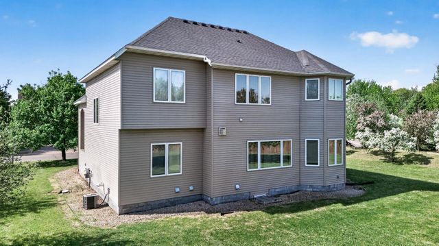 6206 106th Avenue N, Brooklyn Park, MN 55443