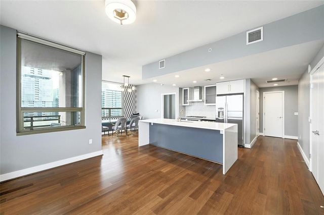 300 Bowie ST 2301, Austin, TX 78703