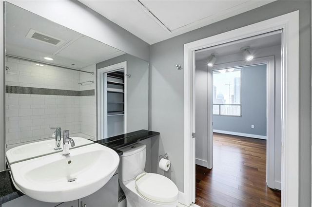 300 Bowie ST 2301, Austin, TX 78703