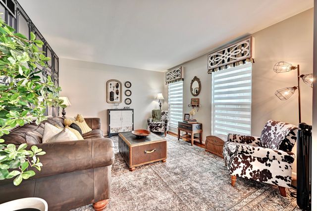 8547 Woodcreek Drive, Florence, KY 41042