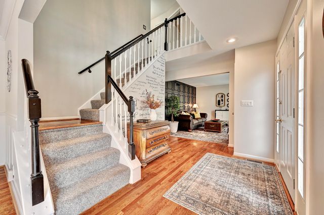 8547 Woodcreek Drive, Florence, KY 41042