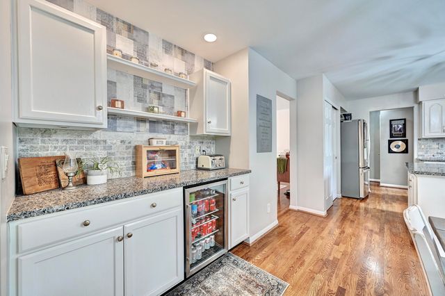 8547 Woodcreek Drive, Florence, KY 41042