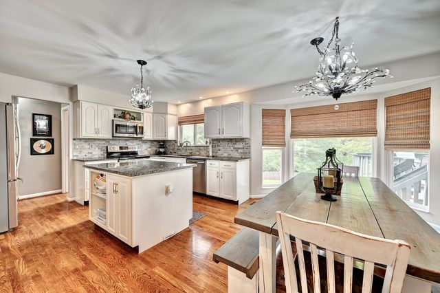 8547 Woodcreek Drive, Florence, KY 41042