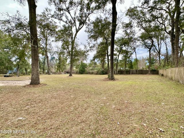 9430 CAROLINA WAY Way, Fanning Springs, FL 32693