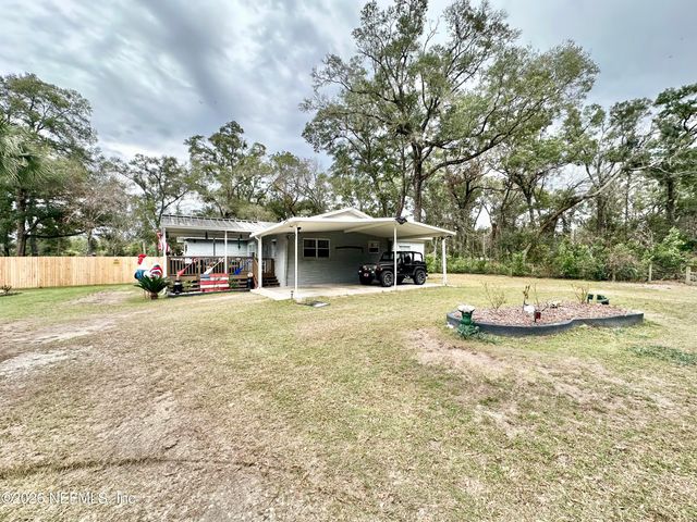 9430 CAROLINA WAY Way, Fanning Springs, FL 32693