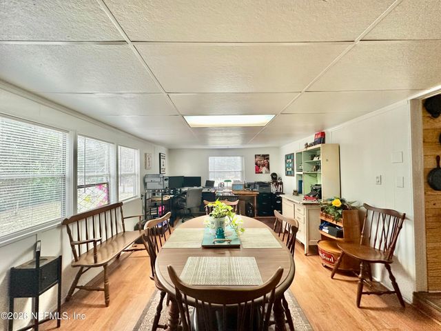 9430 CAROLINA WAY Way, Fanning Springs, FL 32693