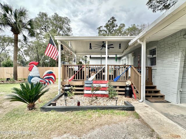 9430 CAROLINA WAY Way, Fanning Springs, FL 32693