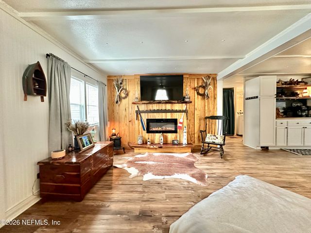 9430 CAROLINA WAY Way, Fanning Springs, FL 32693