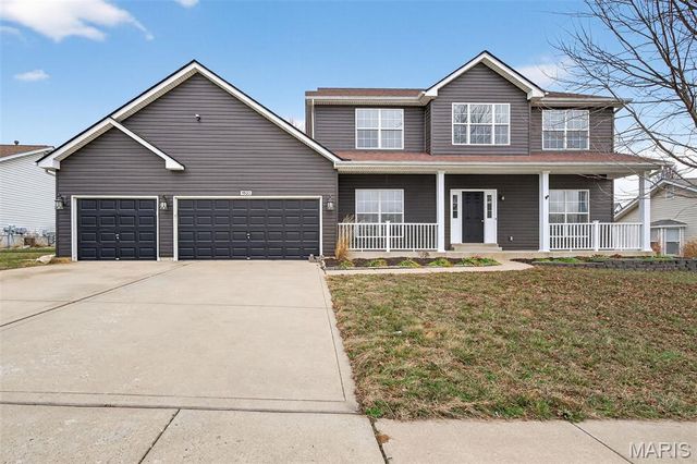 1933 Providence Estate Drive, Wentzville, MO 63385