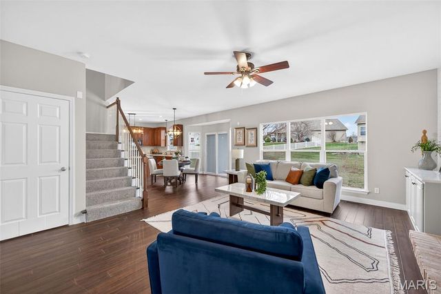 1933 Providence Estate Drive, Wentzville, MO 63385