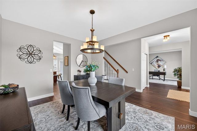 1933 Providence Estate Drive, Wentzville, MO 63385