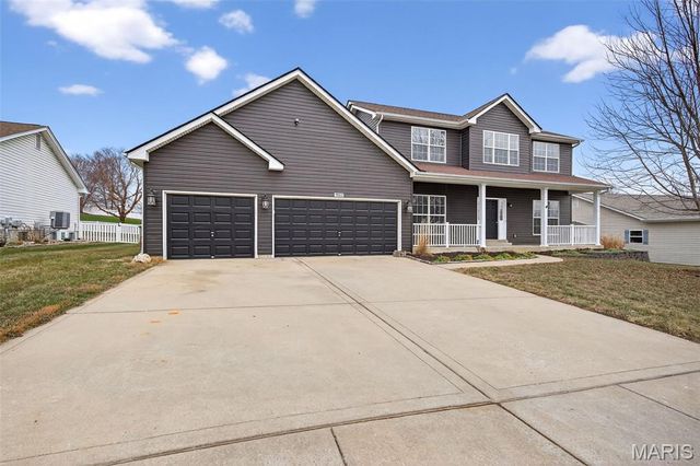 1933 Providence Estate Drive, Wentzville, MO 63385