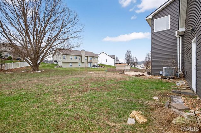 1933 Providence Estate Drive, Wentzville, MO 63385