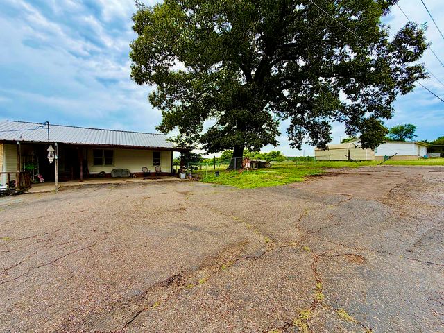 870 US Highway 259 S, Daingerfield, TX 75638