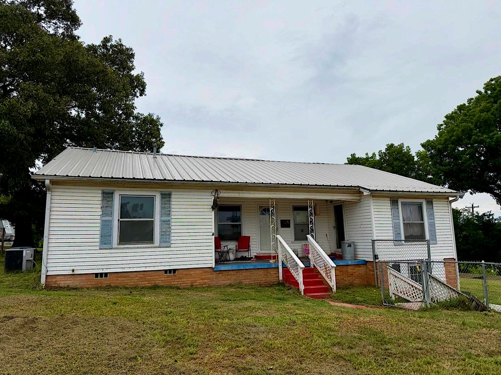 870 US Highway 259 S, Daingerfield, TX 75638