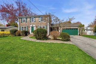 194 New Meadow Road, Barrington, RI 02806