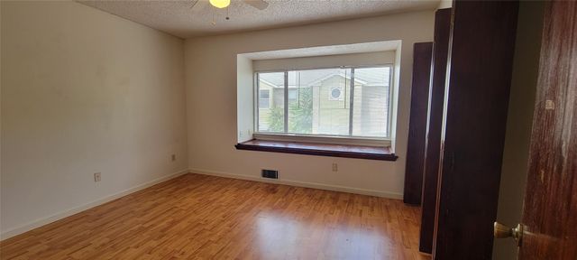 1221 W Hopkins ST 7, San Marcos, TX 78666