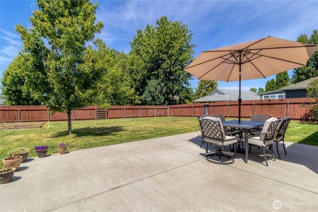 2335 Hawk Drive, Walla Walla, WA 99362
