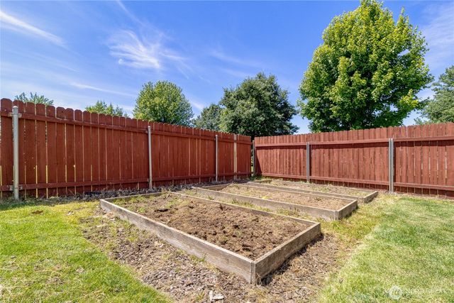 2335 Hawk Drive, Walla Walla, WA 99362