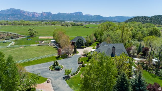301 S RACHEL LN, New Harmony, UT 84757