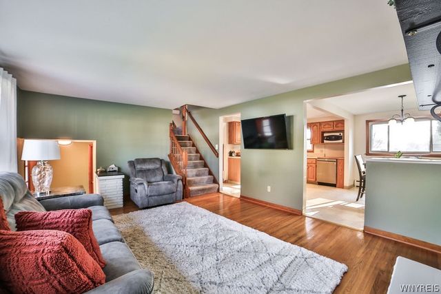 139 Rosewood Drive, West Seneca, NY 14224