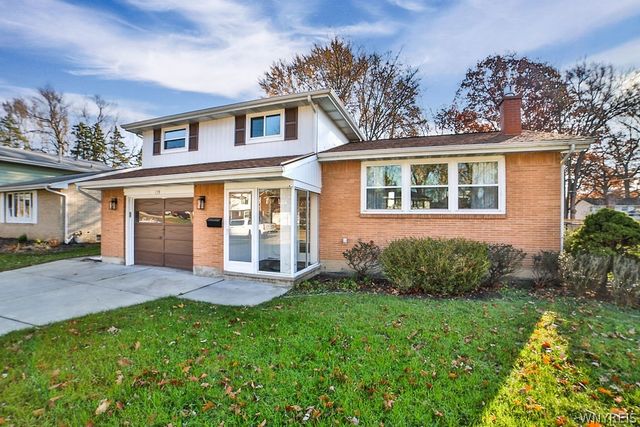 139 Rosewood Drive, West Seneca, NY 14224