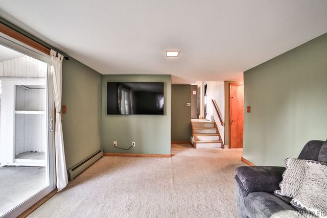 139 Rosewood Drive, West Seneca, NY 14224