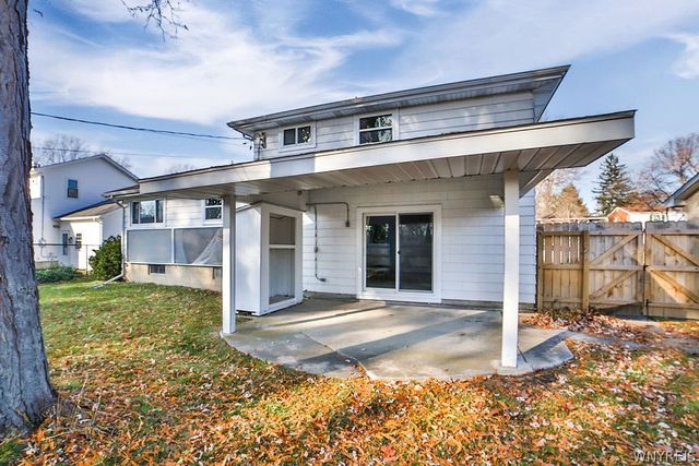 139 Rosewood Drive, West Seneca, NY 14224
