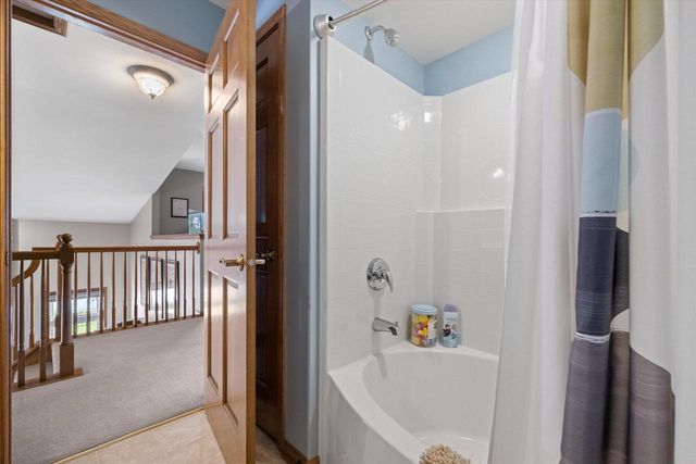 6229 95th AVENUE, Kenosha, WI 53142