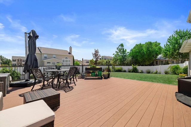 6229 95th AVENUE, Kenosha, WI 53142