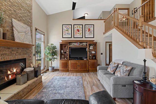 6229 95th AVENUE, Kenosha, WI 53142