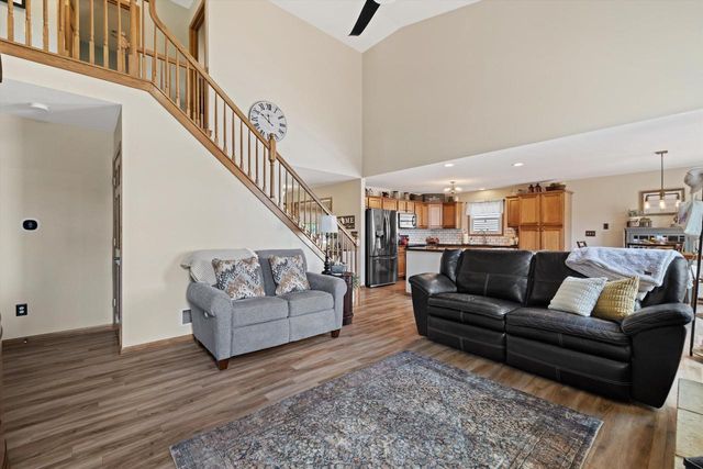 6229 95th AVENUE, Kenosha, WI 53142