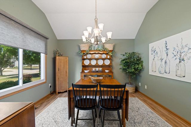 6229 95th AVENUE, Kenosha, WI 53142