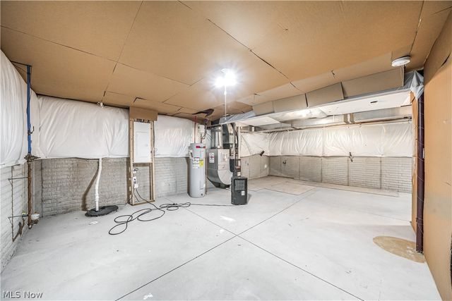 3189 Sunny Brook Drive, Akron, OH 44312