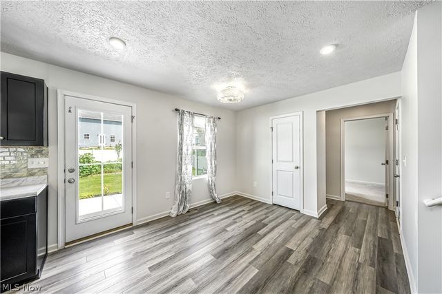 3189 Sunny Brook Drive, Akron, OH 44312
