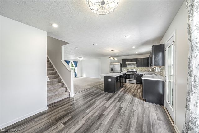 3189 Sunny Brook Drive, Akron, OH 44312